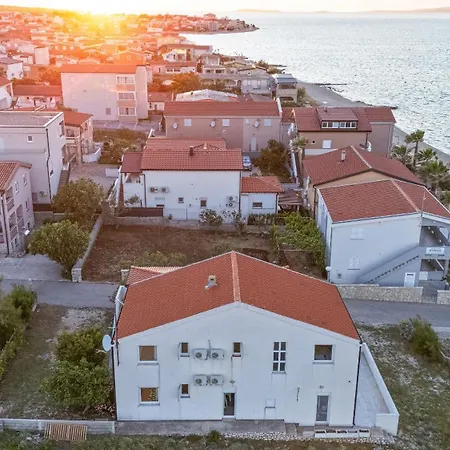 Apartamento Rising Sun Vir